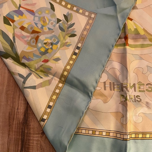 Hermès scarf - Picture 7 of 7